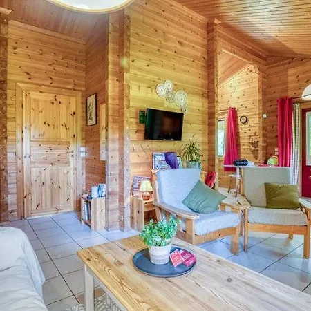 Campagne, Piscine, Randonnées,paisible Chalet